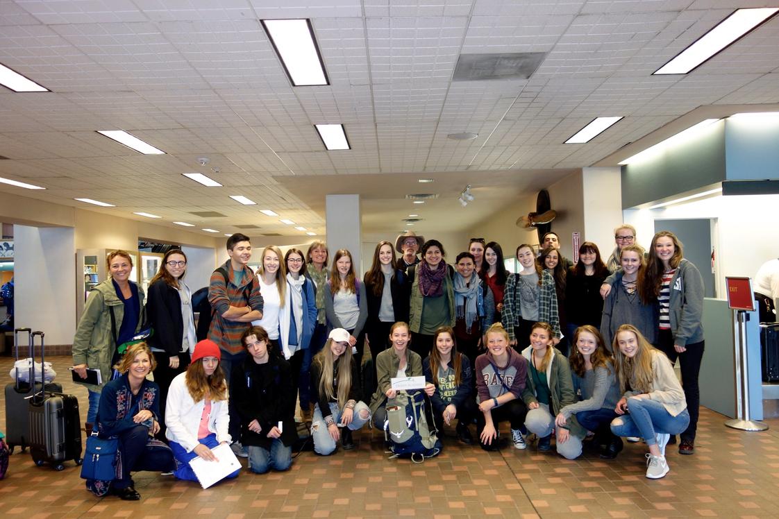Desert Academy Photo - Students headed to Europe for 12 days of Spring break 2016! Itinerary includes London, Paris and Barcelona.